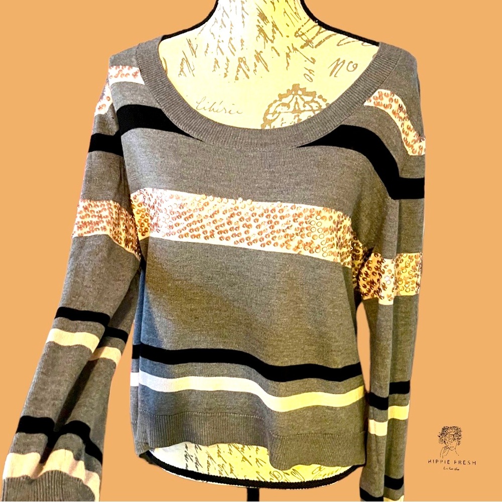 I ❤️ Ronson Gray W Cream and Black Stripes & Sequins Sweater Size L